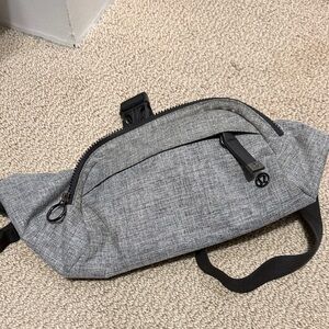 Lululemon Athletica Gray Crossbody Belt Bag